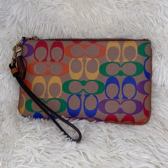 NWOT Coach Wristlet Brass/Tan Natural Multi Rainbow Signature Canvas/leather - Picture 3 of 13